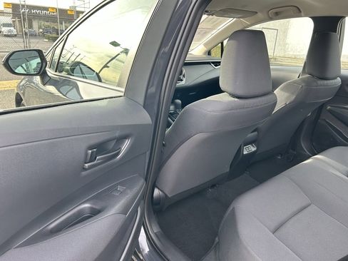 Certified 2025 Toyota Corolla LE image 11
