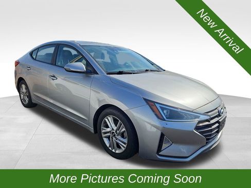 Used 2020 Hyundai Elantra SEL image 1
