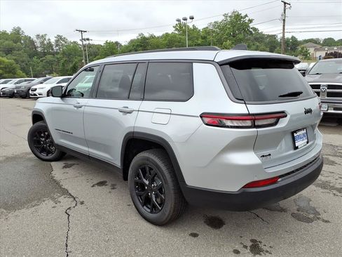 New 2026 Jeep Grand Cherokee L 4WD image 6