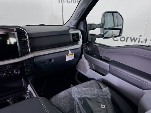 New 2026 Ford F450 4x4 Crew Cab Super Duty image 28