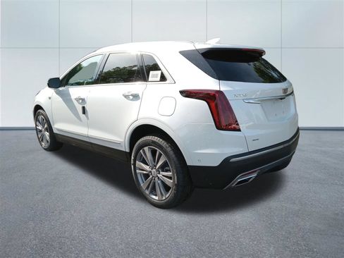 New 2026 Cadillac XT5 Premium Luxury w/ Driver Assist Package AWD/4WD image 3