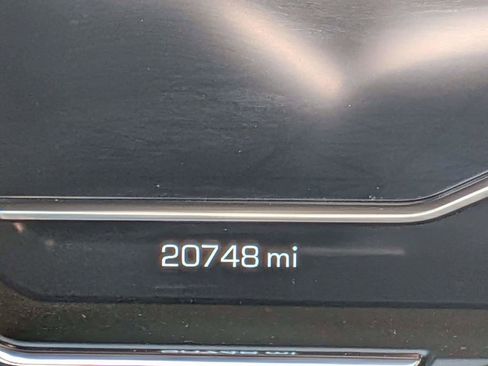 Used 2024 GMC Sierra 1500 Denali w/ Technology Package AWD/4WD image 23