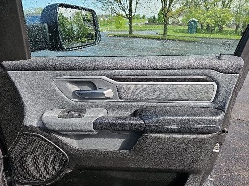 Used 2022 RAM 1500 Big Horn AWD/4WD image 14