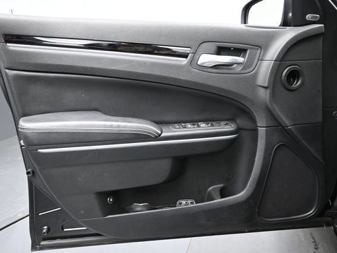 Used 2022 Chrysler 300 S RWD image 25