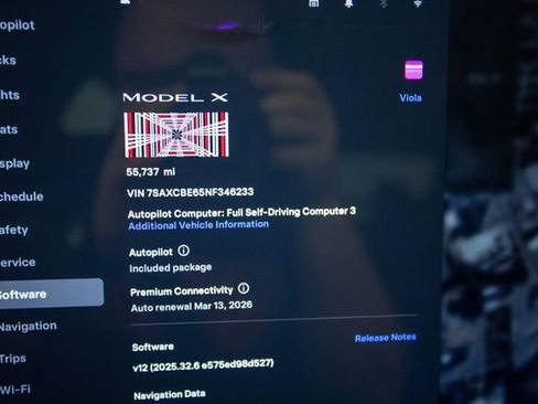 Used 2022 Tesla Model X Plaid AWD/4WD image 9