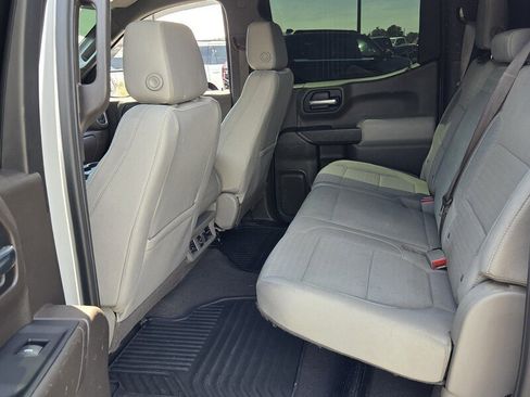 Used 2019 Chevrolet Silverado 1500 LT w/ Convenience Package image 6