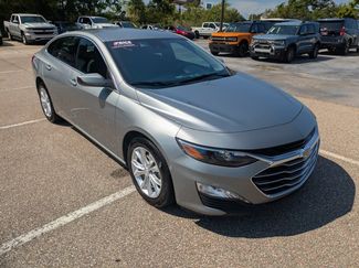 Used 2025 Chevrolet Malibu LT FWD video 3
