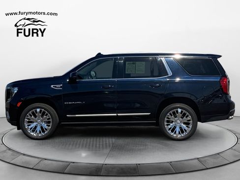 Used 2021 GMC Yukon Denali w/ Denali Premium Package AWD/4WD image 6
