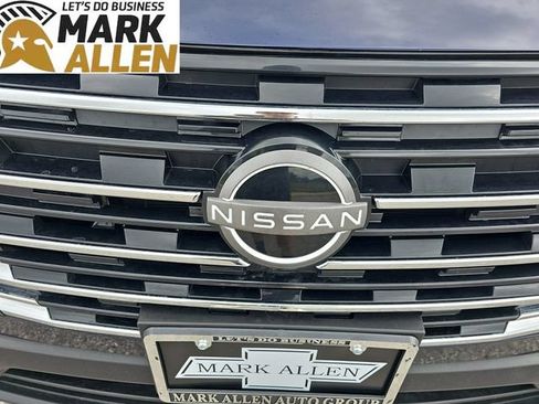 Used 2025 Nissan Rogue SV FWD image 30