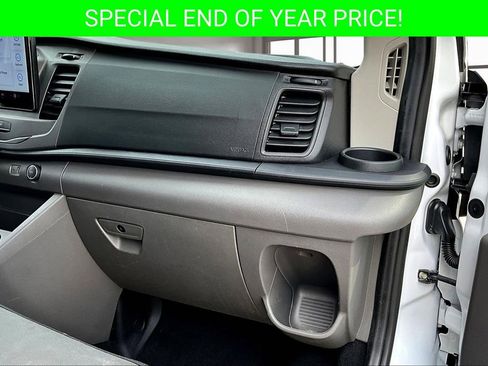 Used 2022 Ford Transit 350 XLT image 25