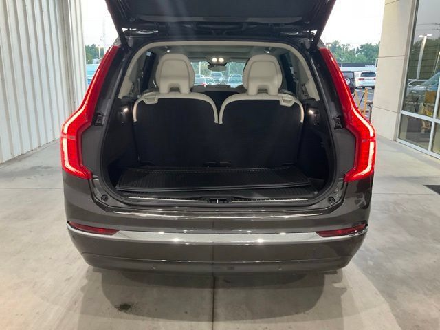 Used 2024 Volvo XC90 B6 Plus w/ Protection Package Premier AWD/4WD image 19