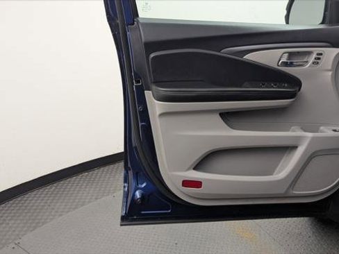 Used 2023 Honda Ridgeline RTL image 13