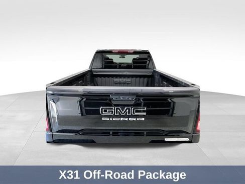 Used 2023 GMC Sierra 1500 Elevation w/ X31 Off-Road Package AWD/4WD image 10