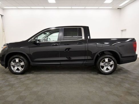 Certified 2025 Honda Ridgeline RTL image 4