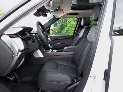 New 2026 Land Rover Range Rover Long Wheelbase SE