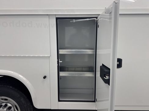 New 2026 Chevrolet Express 3500 w/ Power Convenience Package RWD image 32