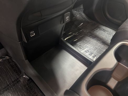 Used 2024 Honda Odyssey EX-L image 27