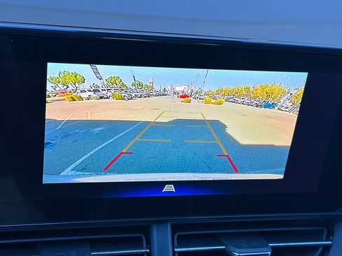 New 2026 Chevrolet Trax LT w/ Sunroof Package FWD image 21