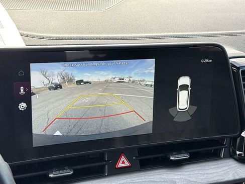 Used 2025 Kia Sportage X-Line w/ Premium Package image 16
