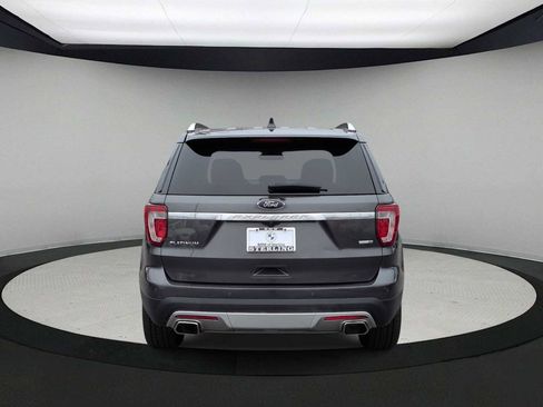 Used 2017 Ford Explorer Platinum image 7