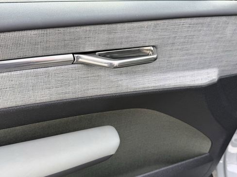 New 2026 Volvo EX30 Cross Country Ultra image 15