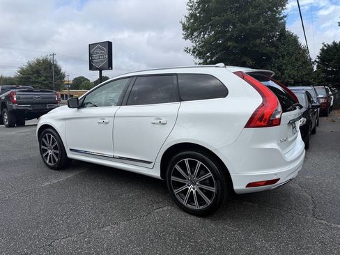 Used 2016 Volvo XC60 T5 Platinum image 6