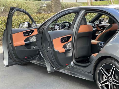 Used 2024 Mercedes-Benz C 300 Sedan image 77