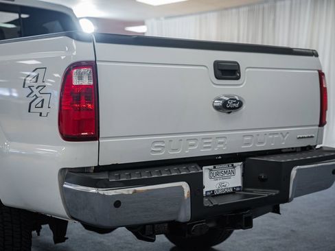 Used 2016 Ford F250 XLT w/ XLT Interior Package AWD/4WD image 6