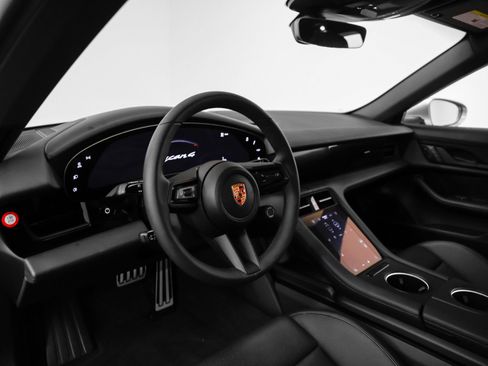 New 2025 Porsche Taycan image 25