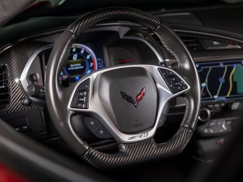 Used 2019 Chevrolet Corvette ZR1 RWD image 23