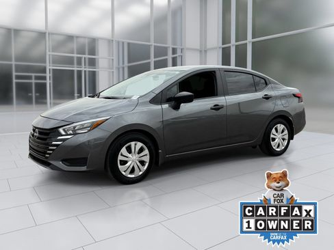 Used 2025 Nissan Versa S w/ Trunk Package FWD image 2