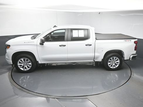 Used 2022 Chevrolet Silverado 1500 Custom AWD/4WD image 42
