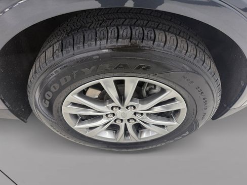 Used 2022 Cadillac XT5 Premium Luxury image 10