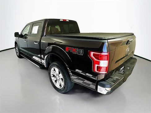 Used 2018 Ford F150 XLT w/ Equipment Group 302A Luxury image 5
