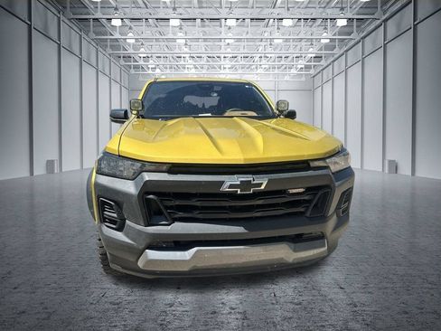 Used 2024 Chevrolet Colorado Trail Boss w/ Advanced Trailering Package AWD/4WD image 11