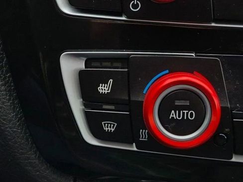 Used 2016 BMW 320i Sedan image 28