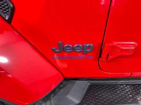 Used 2024 Jeep Wrangler Sport S 4xe w/ Convenience Group image 10