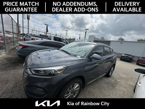 Used 2017 Hyundai Tucson SE w/ SE Popular Package 02 FWD image 4
