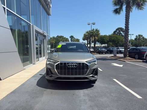 Used 2023 Audi Q3 2.0T Premium Plus w/ Premium Plus Package AWD/4WD image 2