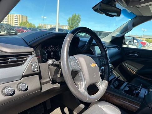 Used 2017 Chevrolet Tahoe Premier AWD/4WD image 15