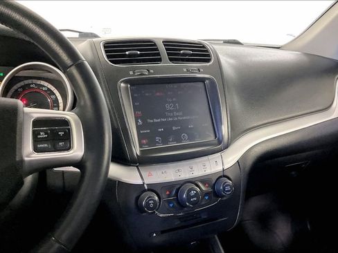 Used 2018 Dodge Journey GT image 9