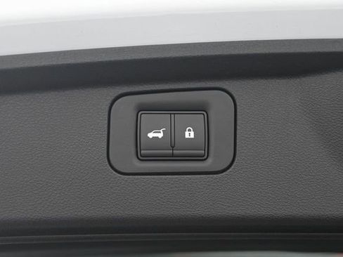 New 2026 INFINITI QX80 4WD image 36