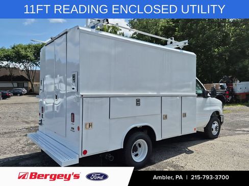 New 2027 Ford E-350 and Econoline 350 Super Duty w/ Power Equipment Group RWD image 6