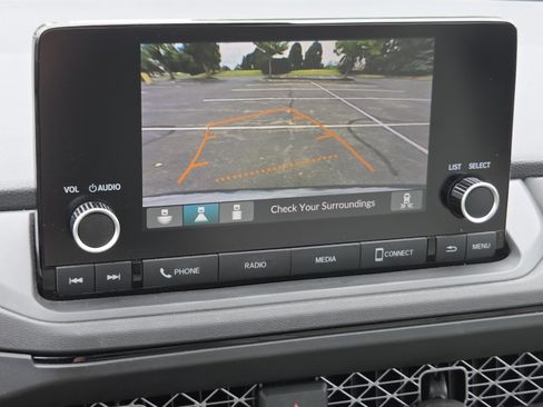 Certified 2023 Honda Accord EX image 11