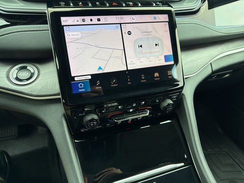 Used 2023 Jeep Grand Cherokee L Limited w/ Luxury Tech Group II image 67