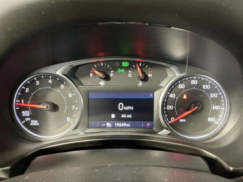 Used 2022 GMC Terrain SLT w/ Tech Package AWD/4WD image 18