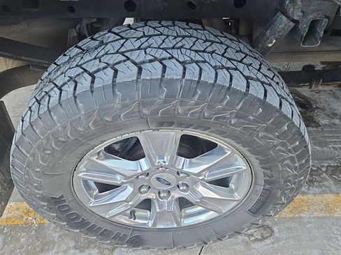 Used 2015 Ford F150 XLT w/ Equipment Group 302A Luxury image 16