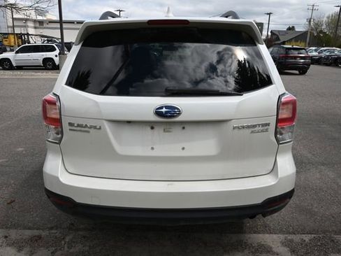 Used 2017 Subaru Forester 2.5i Premium w/ All-Weather Package AWD/4WD image 6