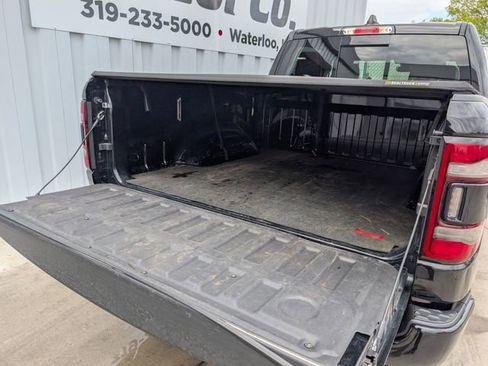 Used 2024 RAM 1500 Laramie AWD/4WD image 29