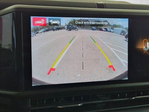 Used 2024 Jeep Wrangler Unlimited Sahara w/ Technology Group AWD/4WD image 11
